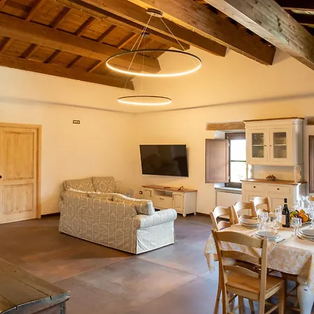 La Frusta Apartment