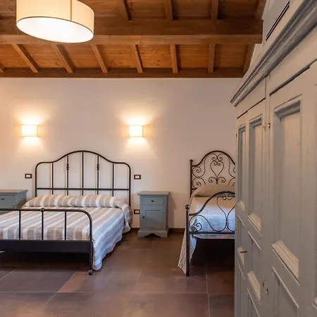 La Frusta Apartment