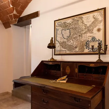 La Frusta Apartment *